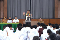 Kombes Danang Edukasi Siswa SMAN 4 Malang Tentang Cyber Crime dan NAPZA