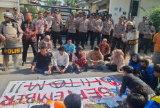 Mahasiswa PMII Kepung DPRD Lamongan, Borok DBHCHT Rp19,3 M Dibongkar