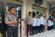 Kapolsek Lakarsantri Jadi Pembina Upacara Sumpah Pemuda di MTs Nyai H Ashfiyah Surabaya