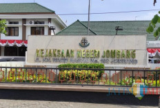 Kasus KPRI Sejahtera Naik Penyelidikan Awal, Eks Kepala Baperida Hartono Diperiksa 5 Jam di Kejari Jombang