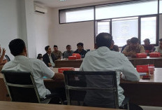 Kawal Aksi Nelayan Pantura Madura di Mapolda Jatim, Polsek Gayungan Pastikan Mediasi Berjalan Kondusif