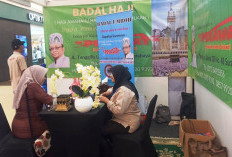 Pameran Umrah Ramadan Expo, Stan KBIH Pesawat dan Layanan Badal Haji Menarik Perhatian Pengunjung 
