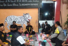 Jaga Kondusivitas, Kapolsek Lakarsantri Pimpin Pengamanan Serah Terima SK Ketua PSHWTM Ranting Sambikerep