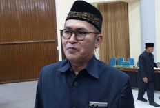 Suratno Diberhentikan, Riyin Diajukan Jadi Ketua Dewan Magetan