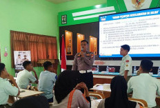 Satlantas Polres Ngawi Gelar Police Goes To School di SMKN 1 Geneng