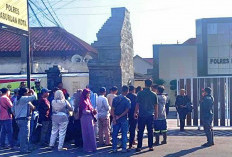 Tuntut Fasilitas dan SHM, Warga Perumahan ABJ Laporkan Pengembang ke Polres Pasuruan Kota