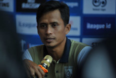 Gresik United Optimis Raih Poin Penuh Lawan Persebata Lembata