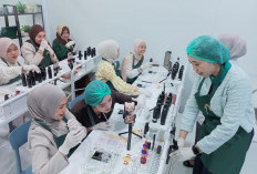 Modal Rp 10 Juta Sudah Bisa Punya Brand Kosmetik, Mash Moshem Bongkar Rahasianya ke Influencer Tulungagung