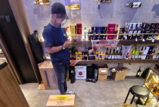 Langgar SE Pemkot Surabaya, Toko Miras Bottles up di San Antonio Kepergok Jual Eceran