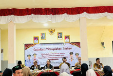 Tingkatkan Kepatuhan Masyarakat, Pemprov Jatim Bersama Pemkab Sumenep Gelar Penyuluhan Hukum di Lenteng Timur