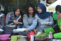 Rayakan Hari Kartini 2026, Satlantas Polres Pasuruan Gelar Aksi Simpatik Kartini Memasak di Pos Bangil