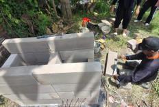 Solusi Minim Asap, Mahasiswa BBK 7 Unair Hadirkan Rocket Stove di SDN 2 Majenang