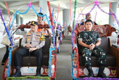 Kirab Adipura 2026 Gresik Meriah, Kapolres dan Forkopimda Kompak Naik Kendaraan Listrik
