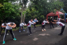 Kesehatan Personel dan Kenyamanan Mako Jadi Prioritas, Polsek Rungkut Kompak Gelar Olahraga serta Kerja Bakti