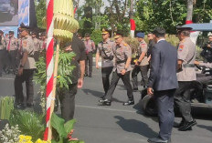Hari Juang Polri 2026 di Surabaya, Kapolri Bacakan Proklamasi Polisi