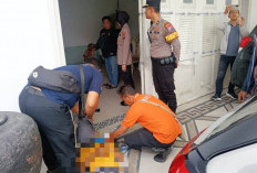 Pria Paruh Baya Ditemukan Meninggal di Garasi Rumah Manyar Kertoarjo Surabaya