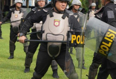 Kesiapan Pelayanan Kegiatan Unjuk Rasa, Kapolres Jombang Pimpin Latihan Dalmas