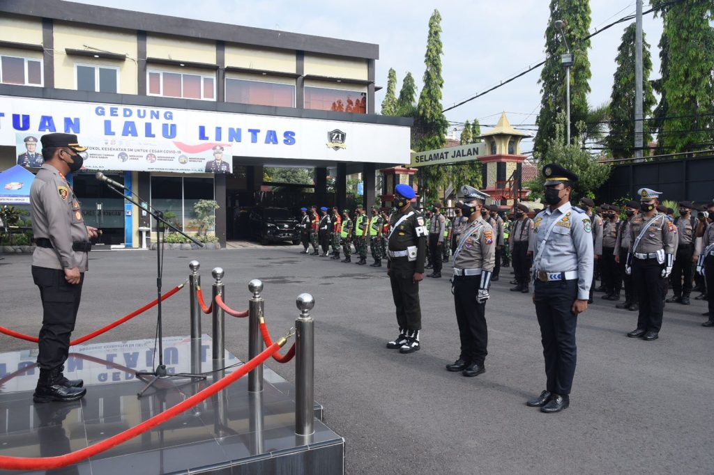 Pimpin Gelar Pasukan Operasi Zebra, Kapolres Lamongan Tekankan 7 Prioritas Ini