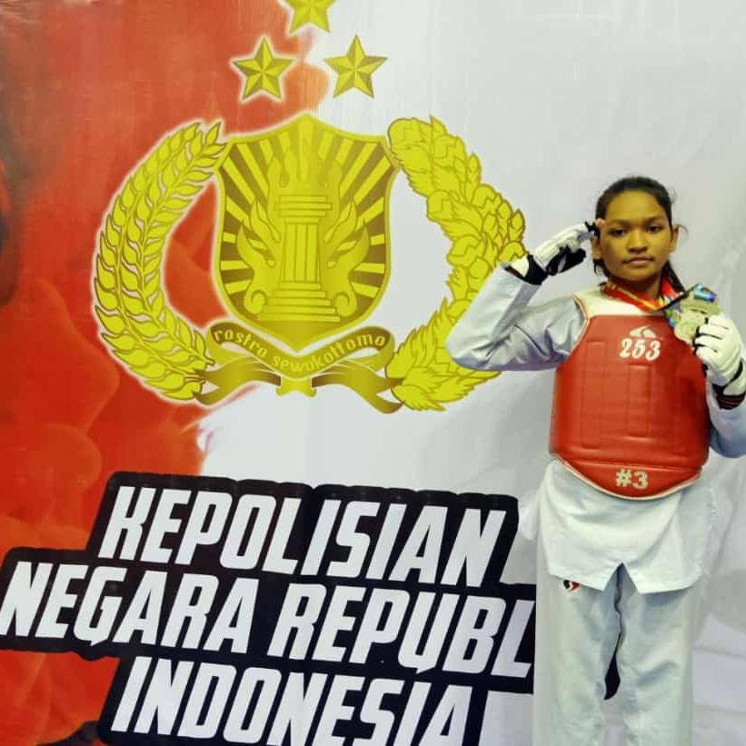 Atlet Binaan Polres Lamongan Sabet 2 Medali Kejurnas Taekwondo Kapolri Cup