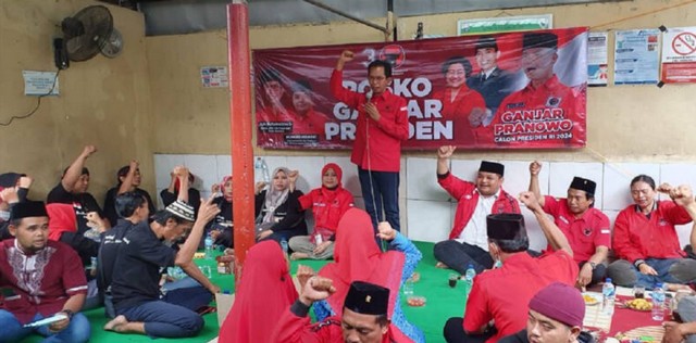 Kader Banteng Surabaya Dirikan Posko Gotong Royong Pemenangan Ganjar di Kampung-Kampung