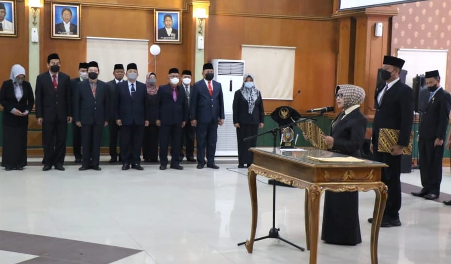 Ratusan Pejabat Pemkab Jombang Dilantik, Ini Pesan Bupati