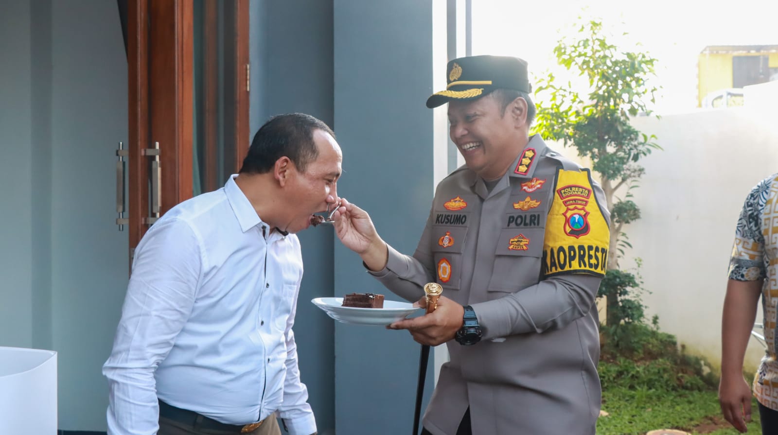 Kapolresta Sidoarjo Beri Kejutan Kajari