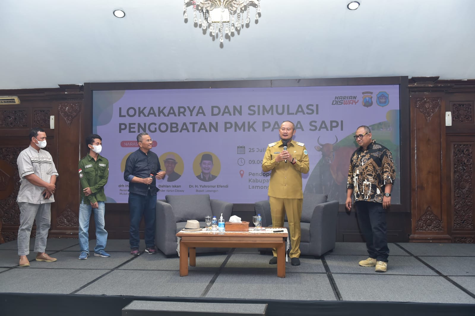 Tangani PMK Secara Mandiri, Lamongan Gelar Lokakarya dan Simulasi Pengobatan