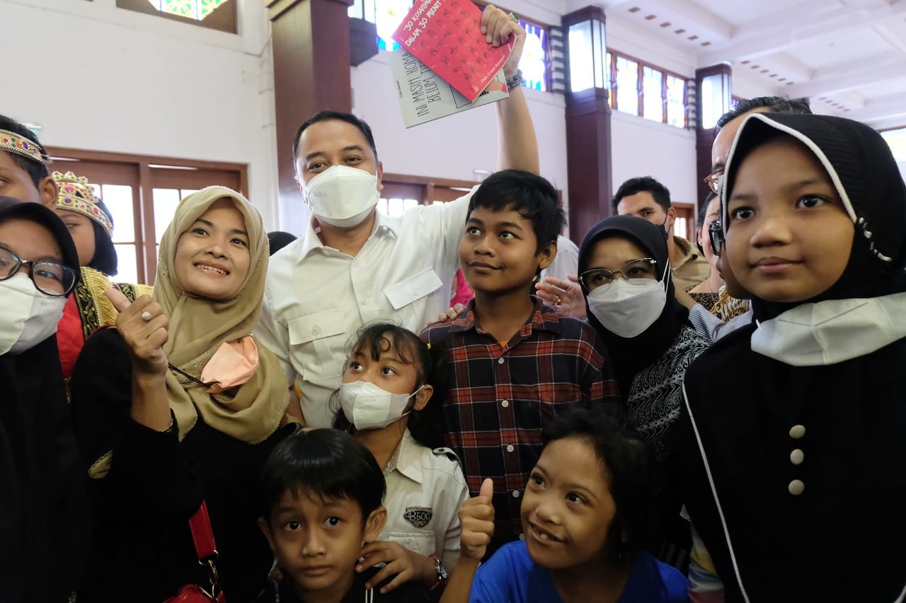 Kolaborasi Bareng Sekolah Aora, Pemkot Surabaya Bikin Wadah Berkreasi Anak Inklusif