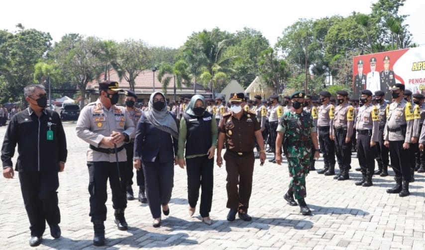 Jelang Pilkades Serentak, Polres Mojokerto Gelar Apel Pergeseran Pasukan