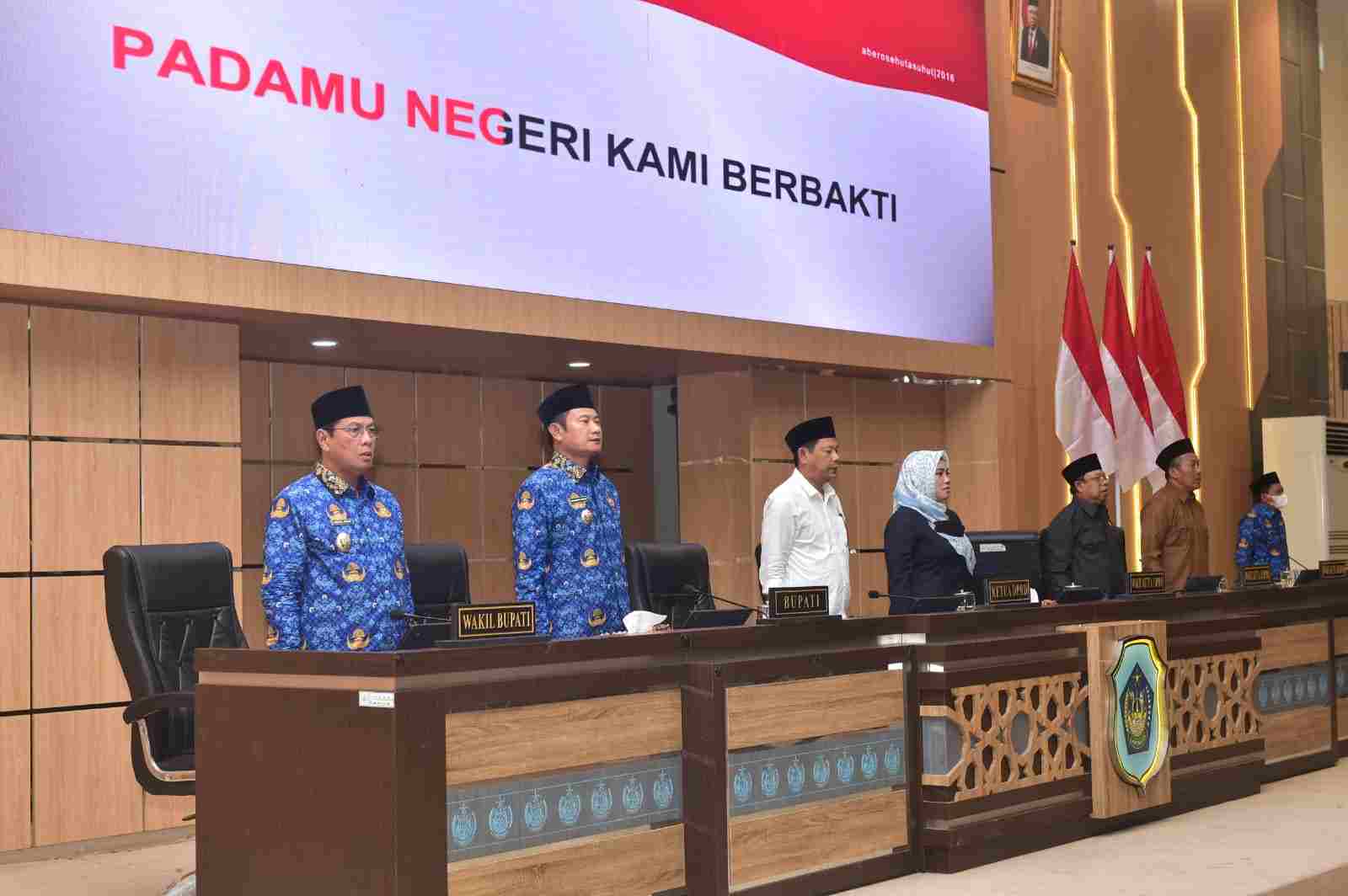 ? Sembilan Raperda Masih Pada Proses Penyampaian Pandangan Umum