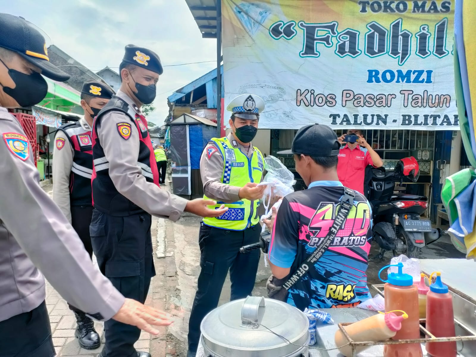 Akhir Pekan, Polres Blitar Gencarkan Pamor Keris