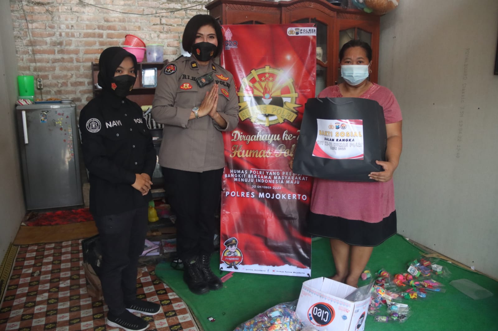 Peringati HUT ke-71 Humas Polri, Polres Mojokerto Gelar Baksos