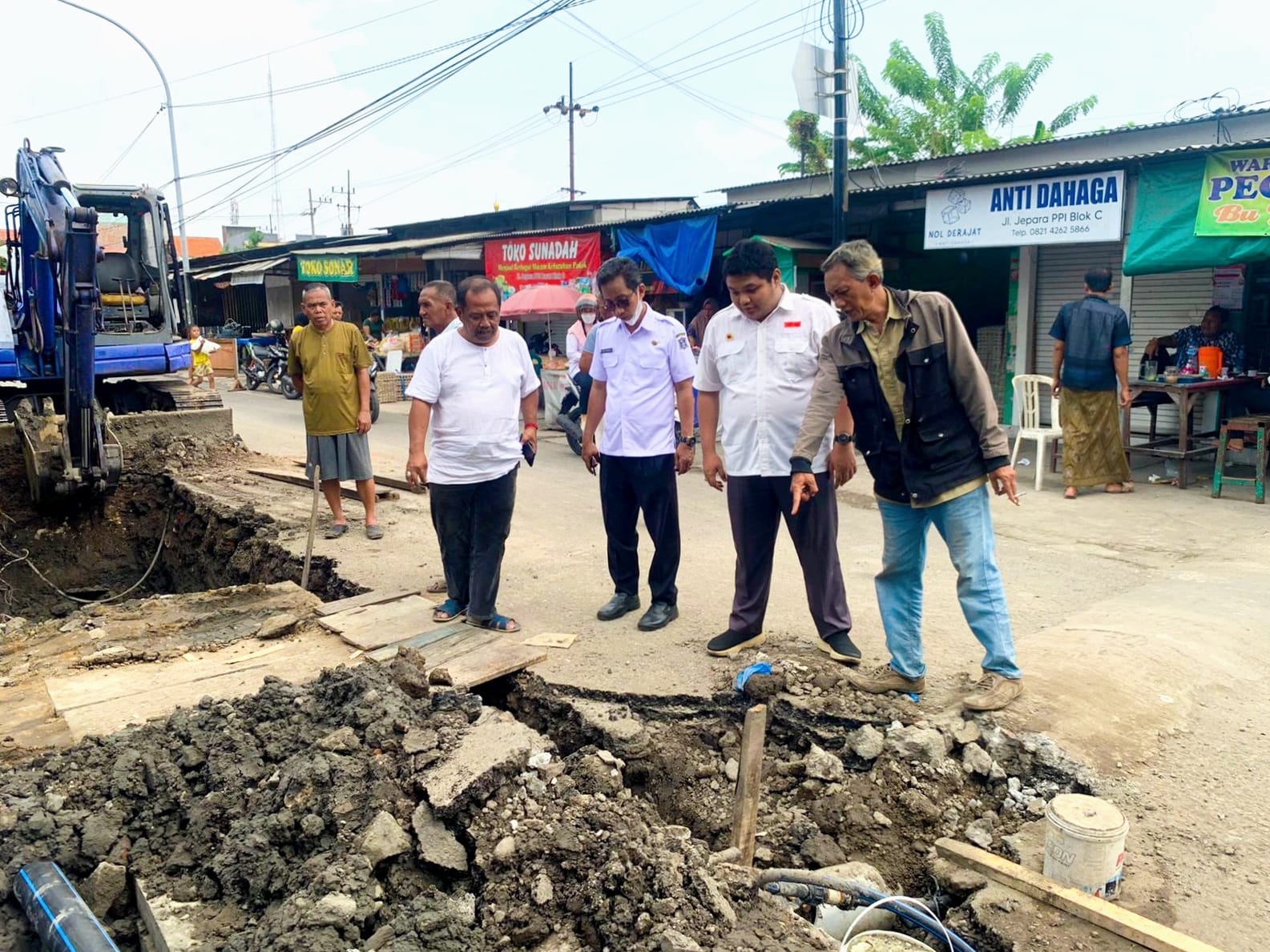 Proyek Box Culvert Ganggu Pipa PDAM Warga Jepara, Wasek PDIP Beri Perhatian