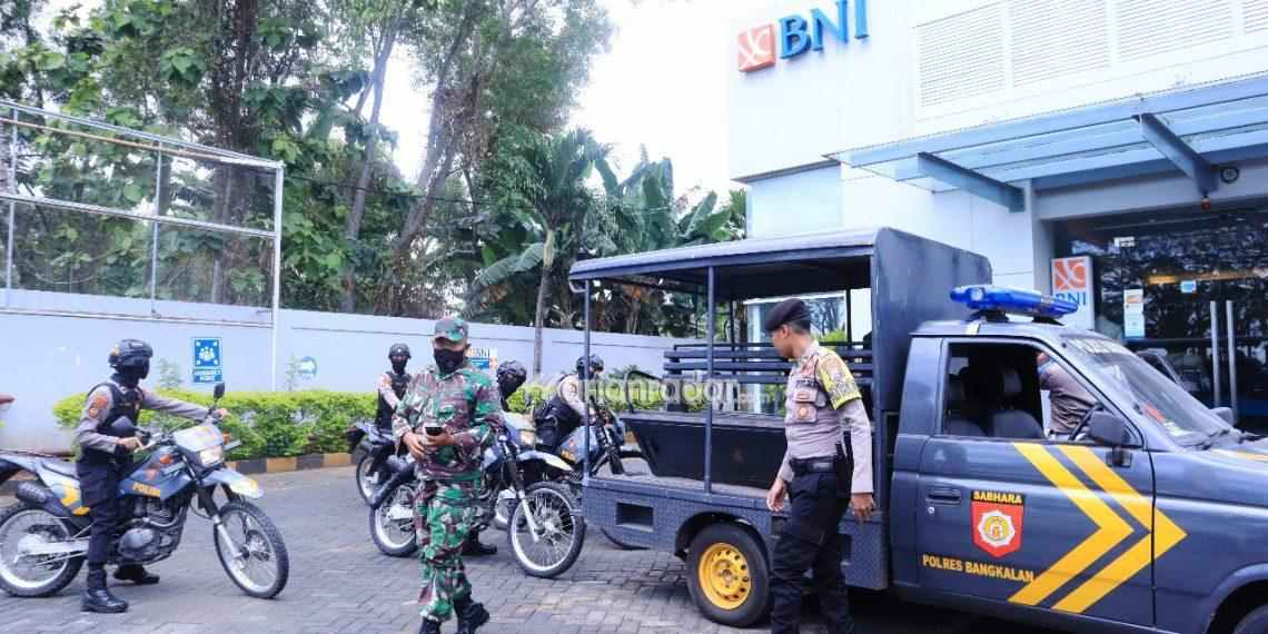 Tim Patroli TNI-Polres Bangkalan Optimalkan Pengamanan Obyek Vital