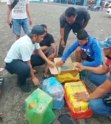 Ribuan Bahan Peledak Ditemukan di Pelabuhan Situbondo