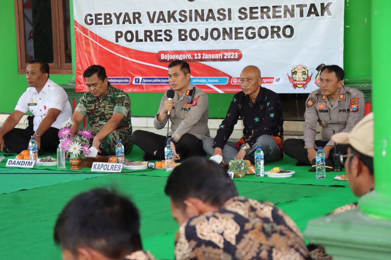 Kapolres Bojonegoro Gelar Jumat Curhat di Kecamatan Gayam