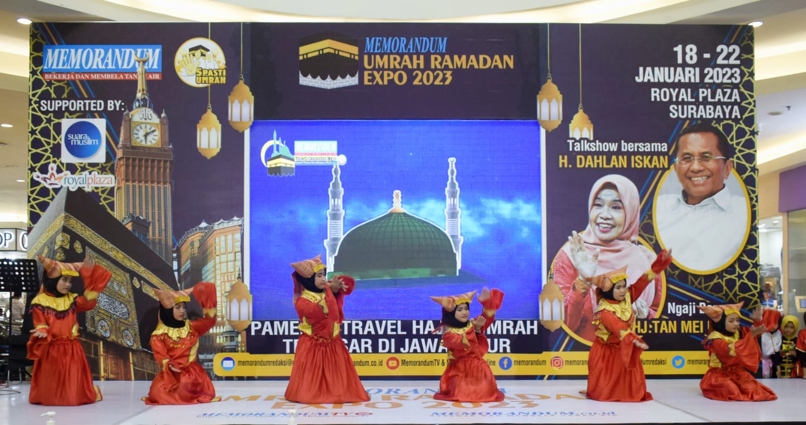 Tari Indang Siswa SD Muhammadiyah 24 Meriahkan Memorandum Umrah Ramadan Expo 2023