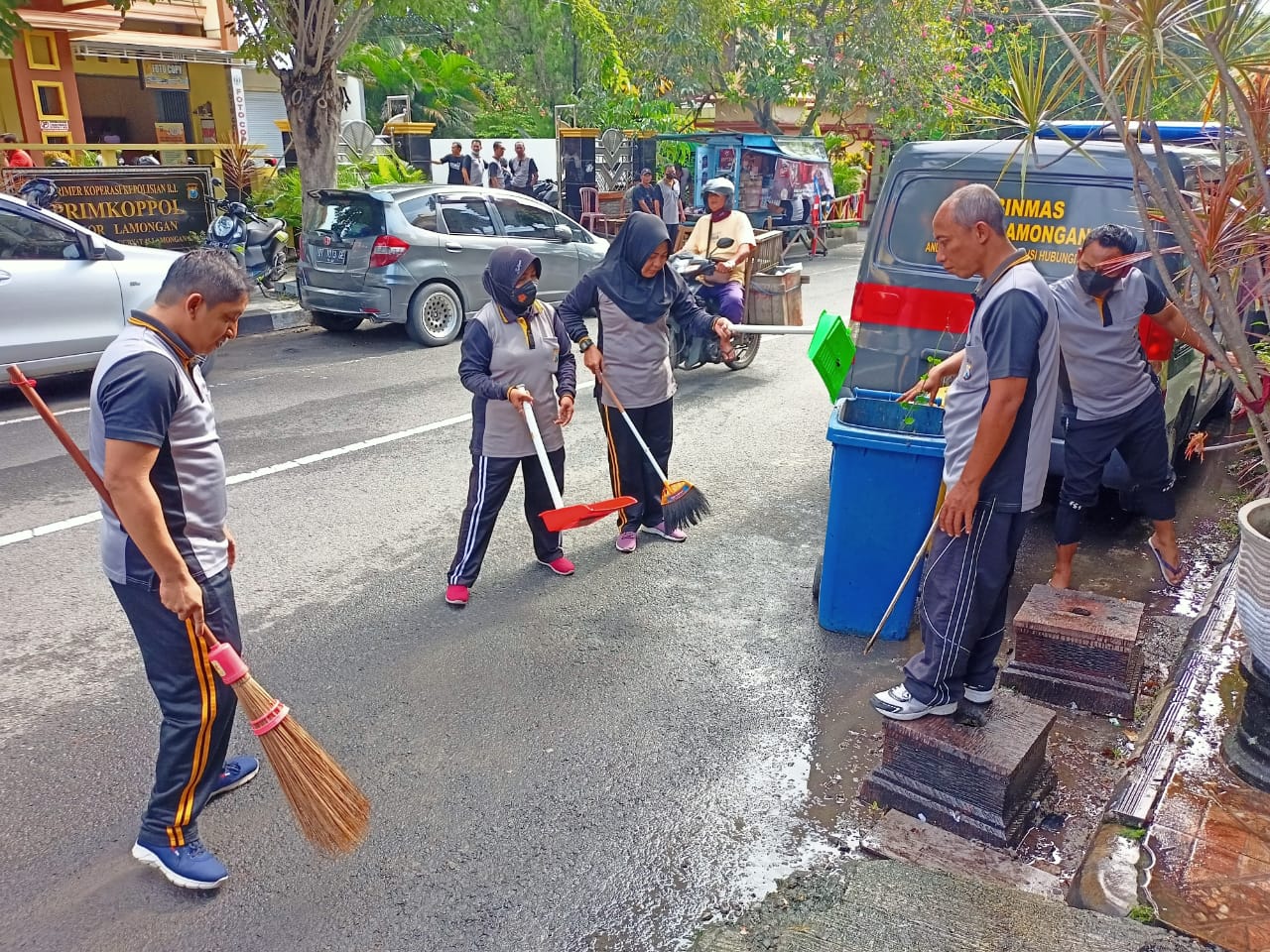 Kapolres Lamongan Ajak Anggota Peduli Lingkungan