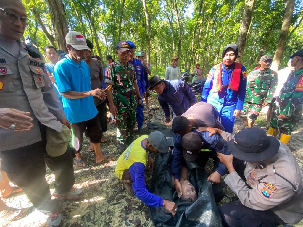 Perahu Terbalik, Pemuda Tewas di Waduk Gondang Lamongan