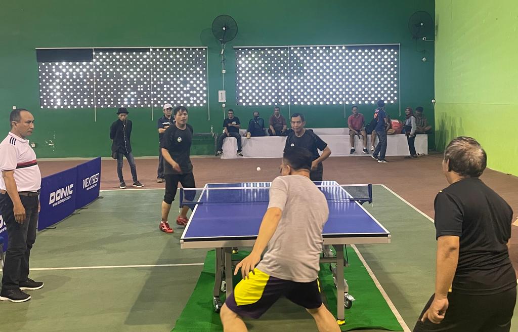 Serasa Final, Match Ganda Tim Tenis Meja Memorandum vs Tim Harian Surya Bikin Spot Jantung