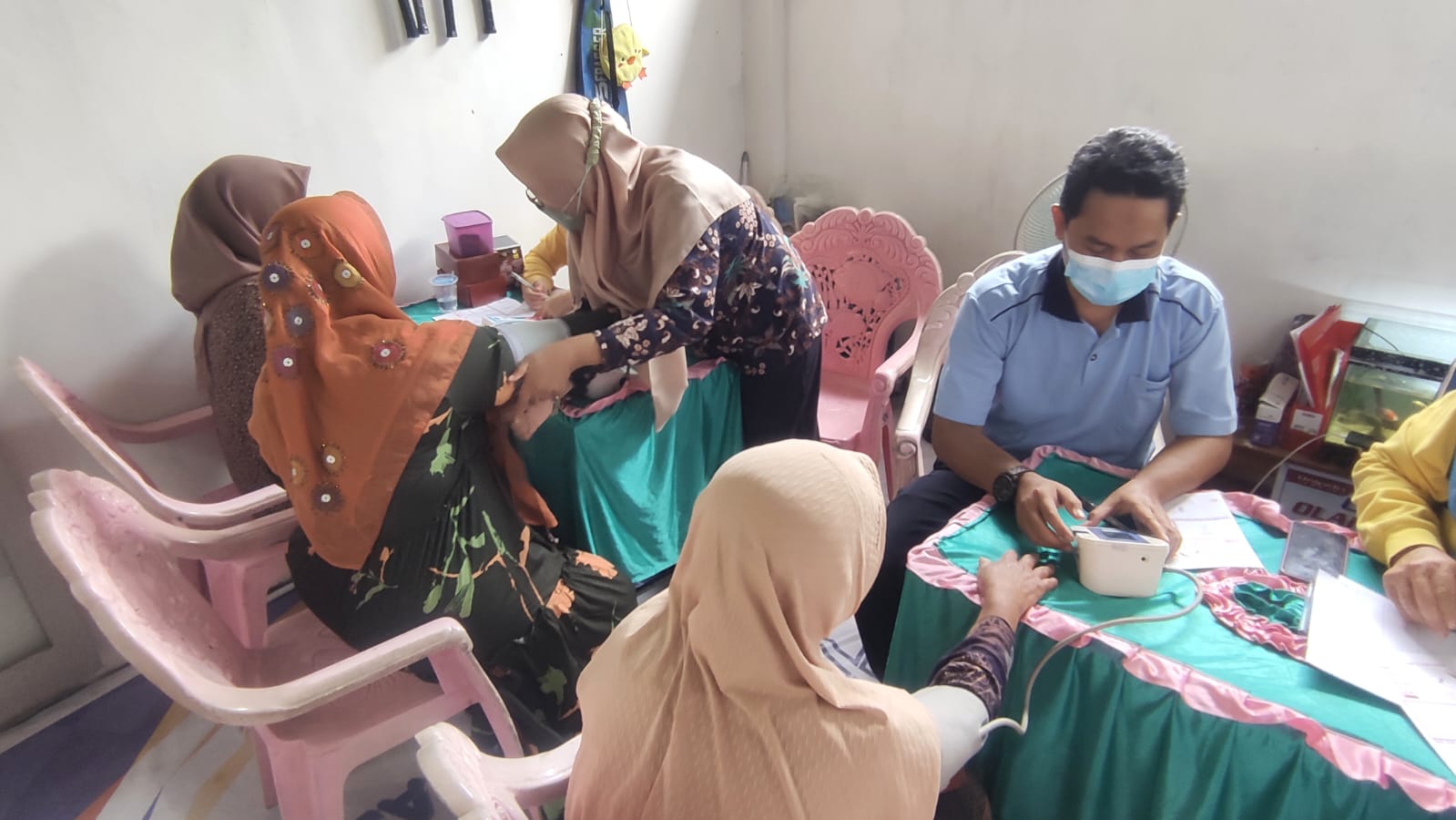 Masyarakat di PPDU Jombang Dapat Pelayanan Kesehatan Djarum Sumbangsih Sosial