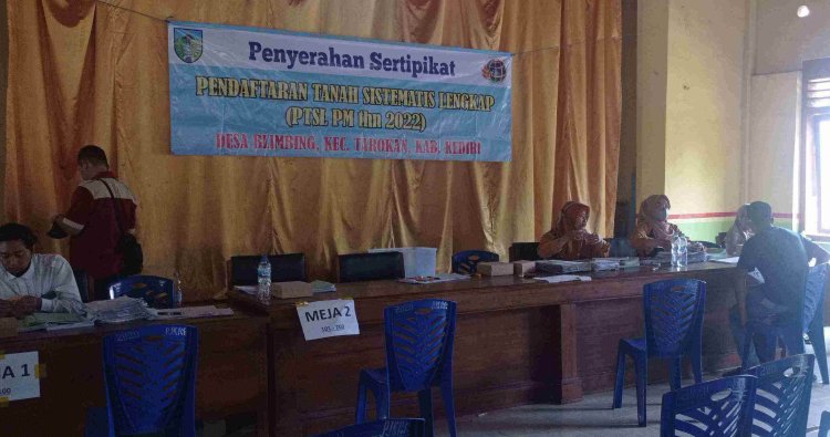 Sukseskan Program PTSL, Puluhan Sertifikat Warga Kabupaten Kediri Diserahkan