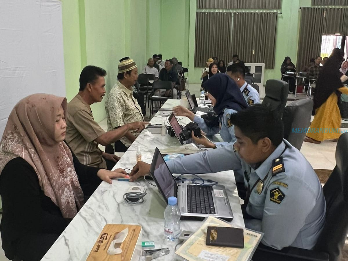 Layanan Eazy Passport Imigrasi Tanjung Perak Hadir di Yayasan Pendidikan Islam Darussallam Gresik
