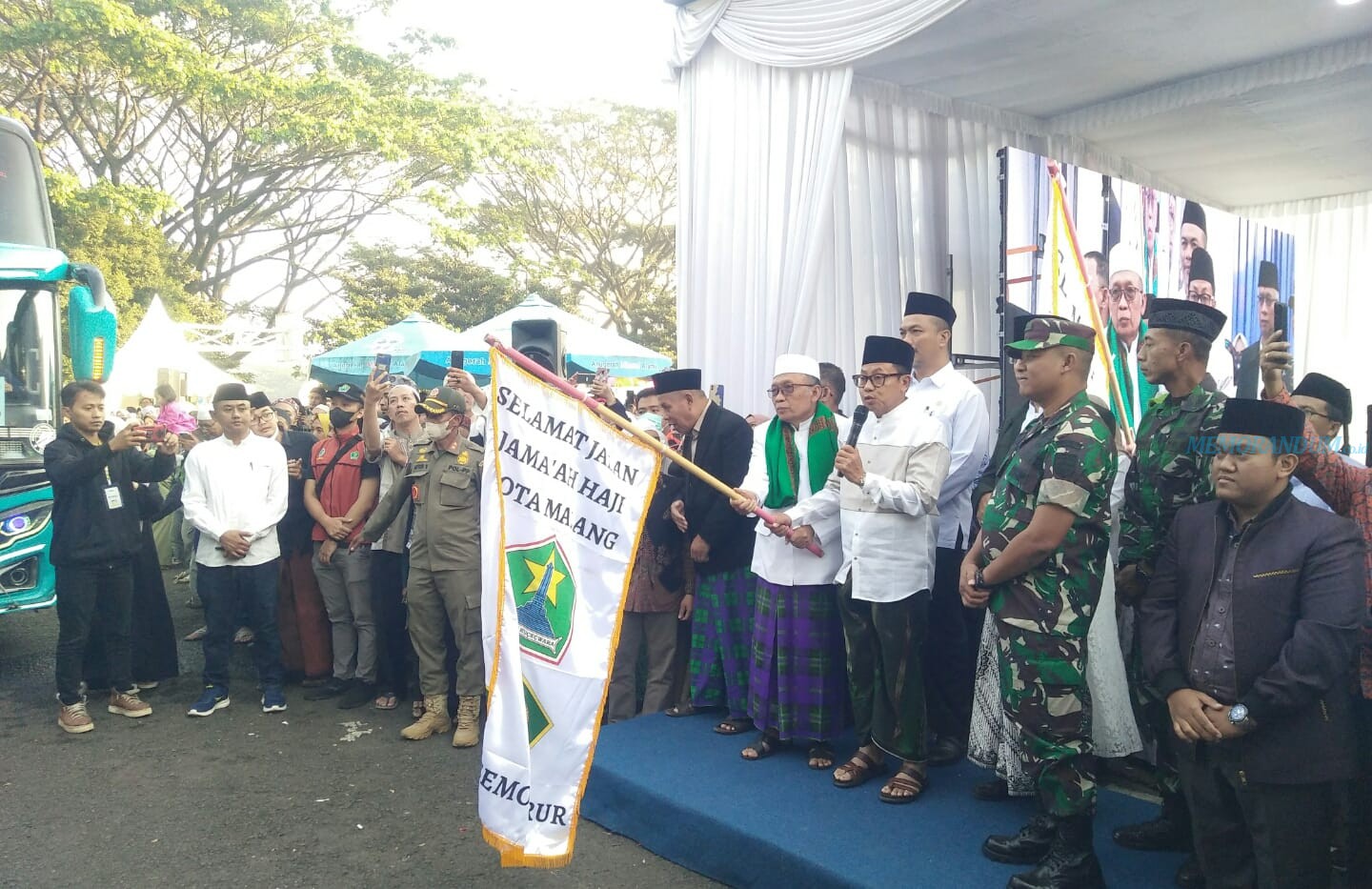 Berangkatkan Jemaah Haji, Walikota Malang Pesan Jaga Niat dan Ikhlas