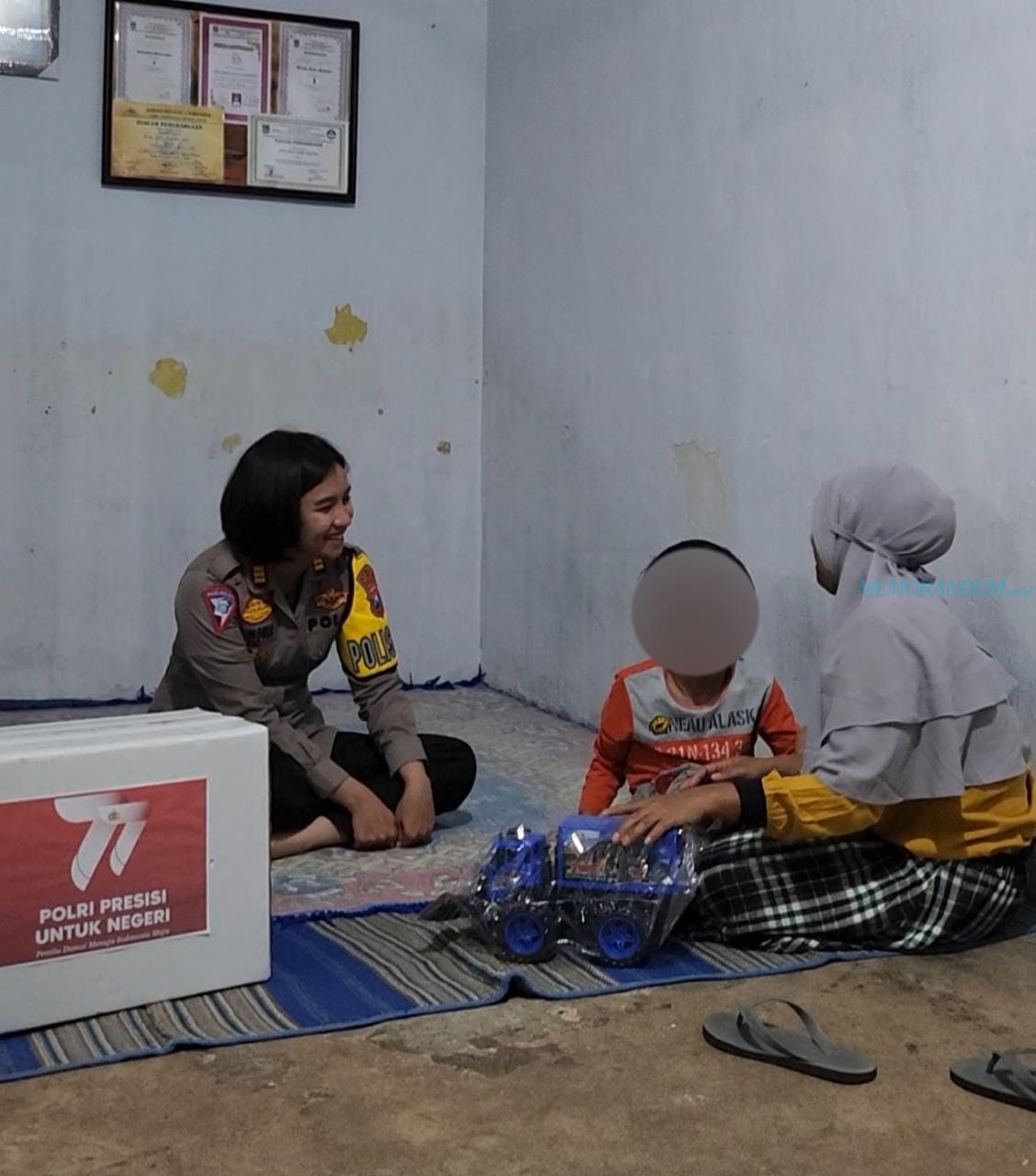 Jelang HUT Bhayangkara, Polisi RW Sambangi Penyandang Disabilitas