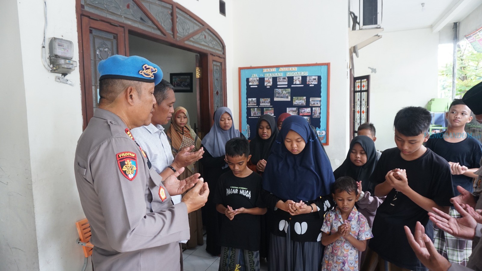 Jumat Berkah, Propam Polresta Sidoarjo Peduli