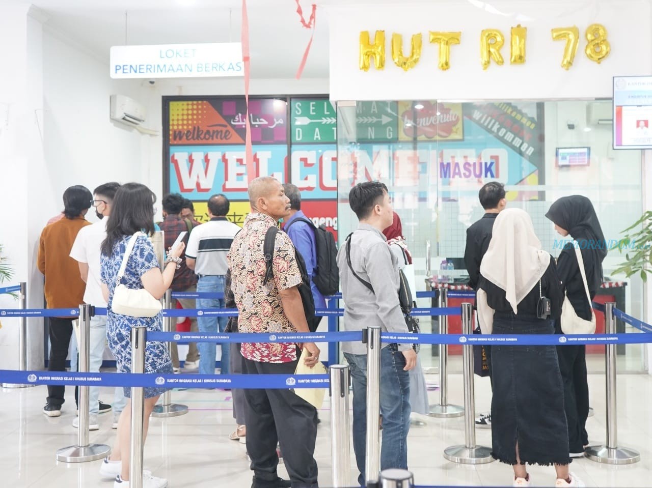 Imigrasi Surabaya Jadi Bagian Rekor MURI, Gelar Pengurusan Paspor Serentak di Akhir Pekan