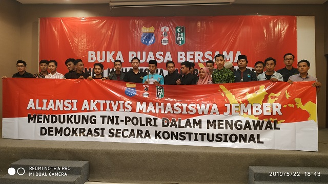 Aktivis AMMDK Jember Mendukung TNI-Polri Mengawal Demokrasi yang Konstitusional