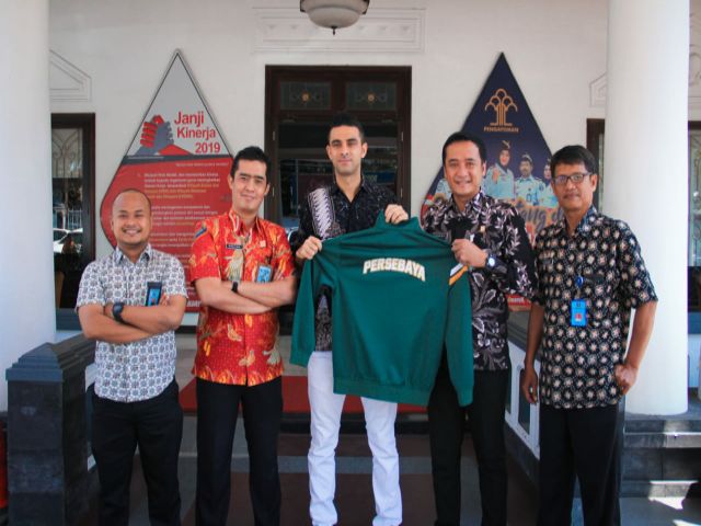 Pemain Persebaya Otavio Dutra Bakal Disumpah Jadi WNI