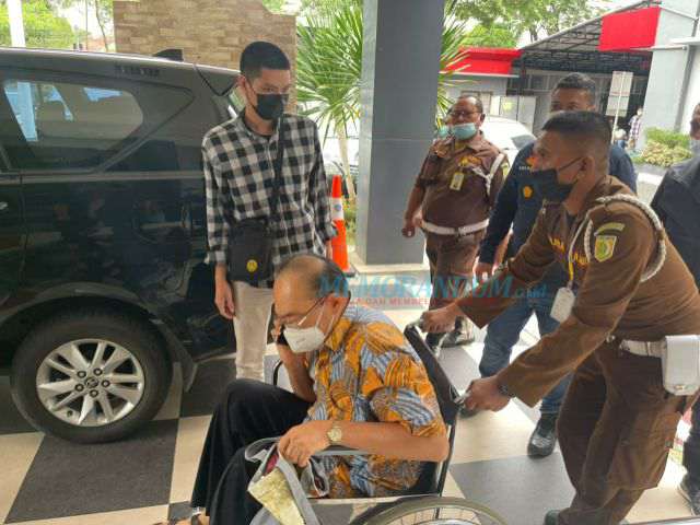 Pidsus Kejari Surabaya Ringkus Terpidana Kasus Korupsi PPh Rp1,8 M
